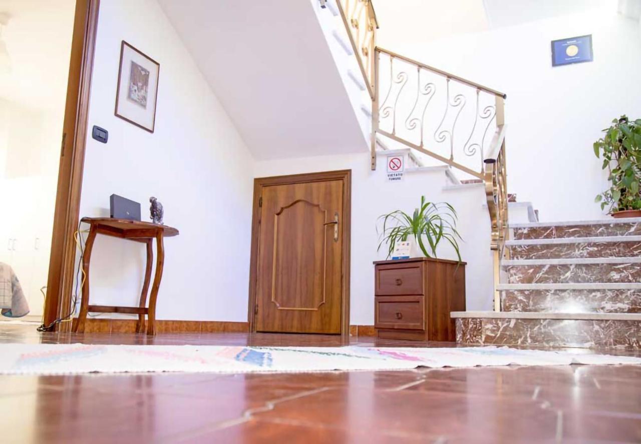 La Casa Del Lago Pergusa Lake Home מראה חיצוני תמונה